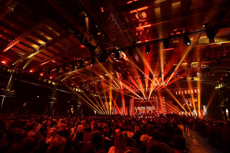 "ALPHA PUSSY", Carolin Kebekus Live . Foto: Brainpool/Willi Webe